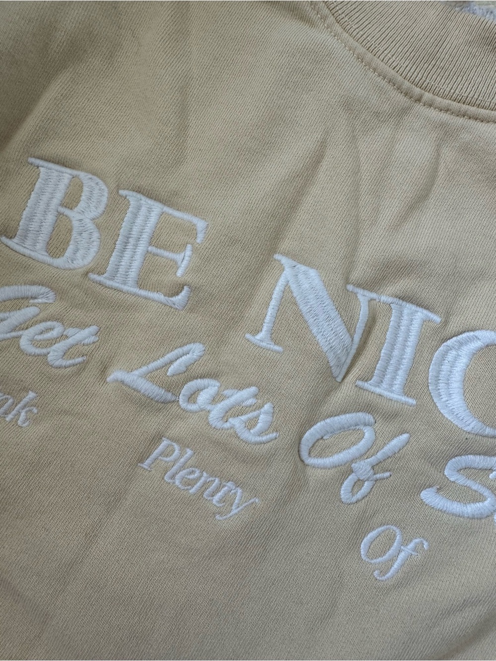 Sporty & Rich Be Nice Graphic Sweatshirt Cream Oversized Crewneck Size M - Picture 6 of 8